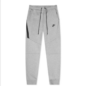 NIKE MEN JOGGER NEVER WORN